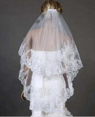 In Store Wedding veil with Lace with Attached comb