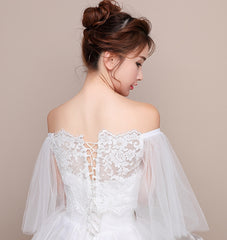[In Store] One-shoulder lace bride shawl - Simpal Boutique